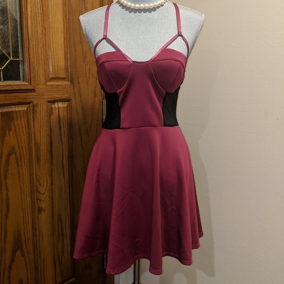 ⬇️ Plum/Maroon and Mesh Skater Dress - Picture 2 of 5